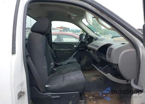 2010 Chevrolet Silverado 1500 Work Truck z USA, uszkodzony, nr VIN 1GCPCPEXXAZ225513